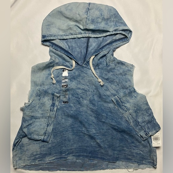 Faux Denim Cropped Cold Shoulder Hooded Top - Picture 2 of 7